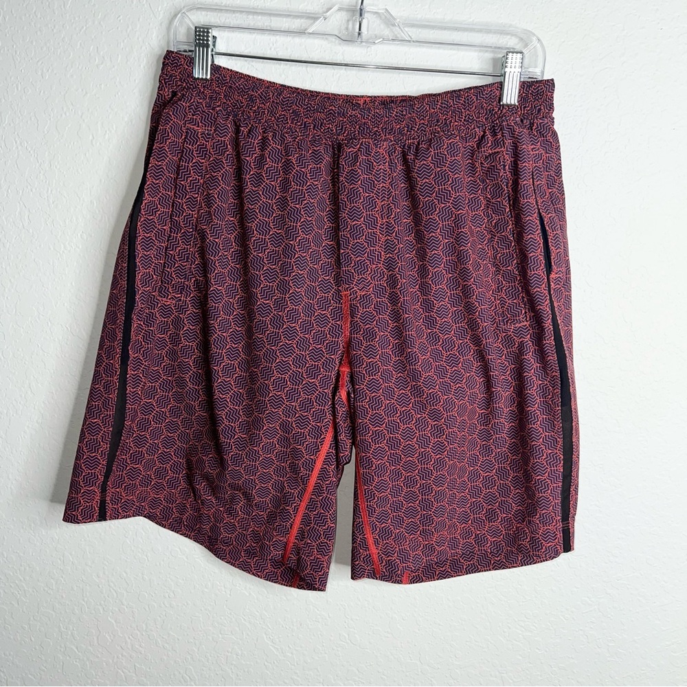 Lululemon Shorts Mens large lined Athletic A3